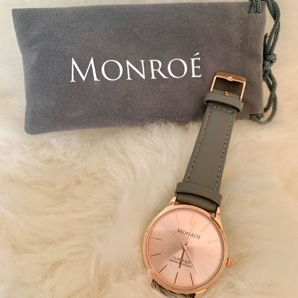 Sale 🎉💕🌷Monroe' Rose Color Watch - Picture 1 of 6